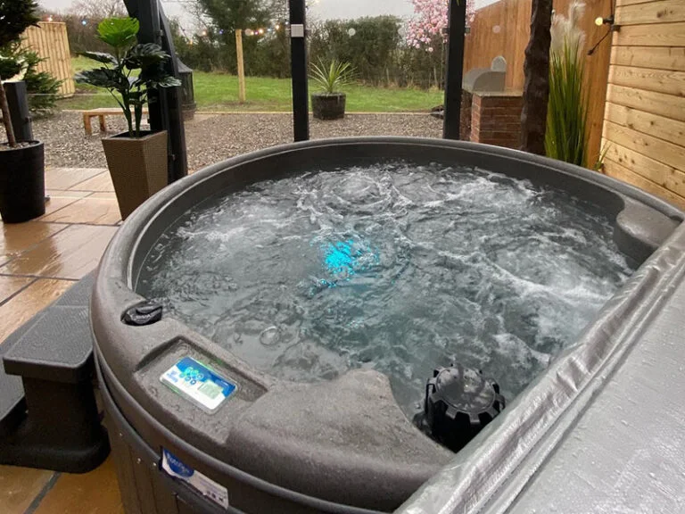 Outdoor Hot Tub